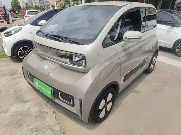 Baojun KiWi EV, 2022 — фото 2 из 9
