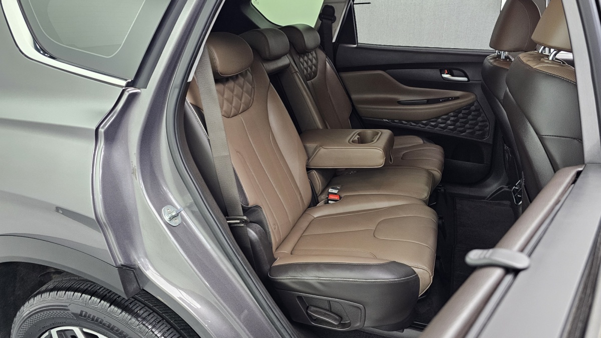 Hyundai Santa Fe, 2022 — фото 11 из 12