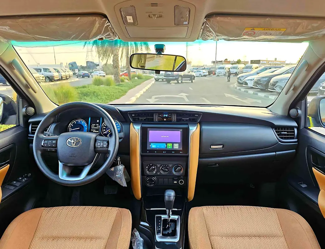 Toyota Fortuner, 2026 — фото 7 из 10