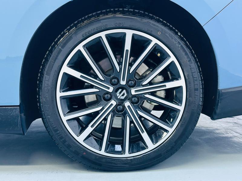 Leapmotor B01, 2025 — фото 11 из 12