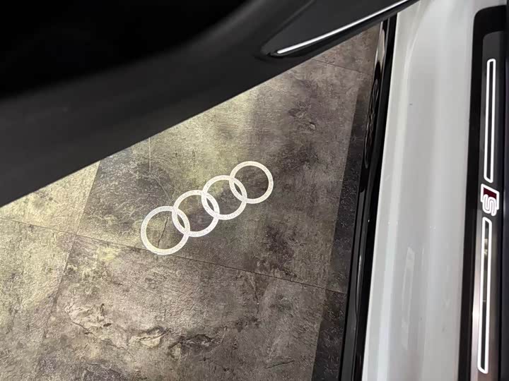 Audi A4L, 2023 — фото 9 из 9
