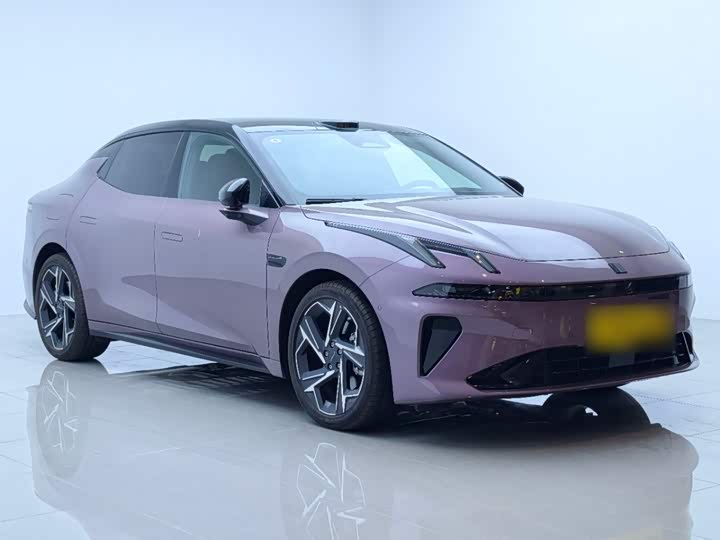 Lynk & Co 07 EM-P Hybrid, 2026 — фото 4 из 9