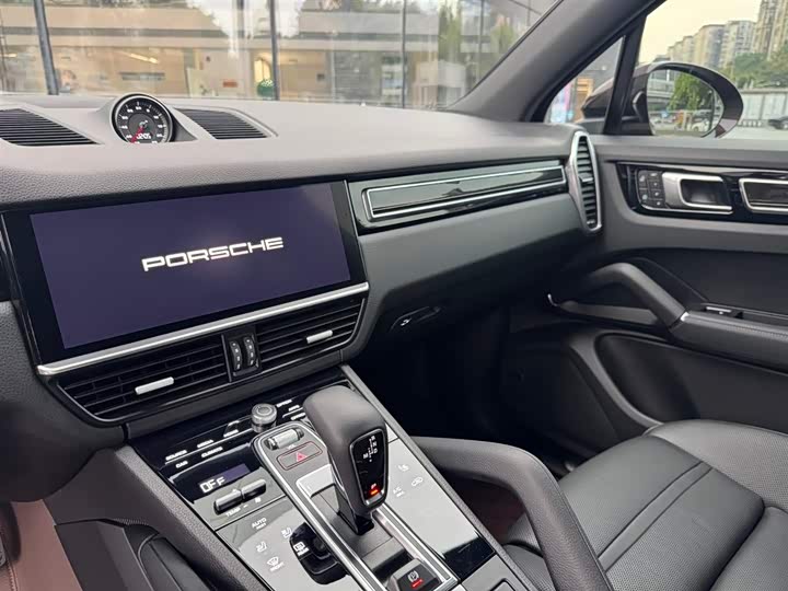 Porsche Cayenne, 2022 — фото 7 из 9