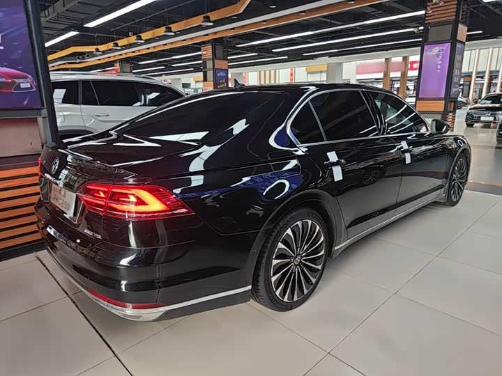 Volkswagen Phideon, 2023 — фото 7 из 9