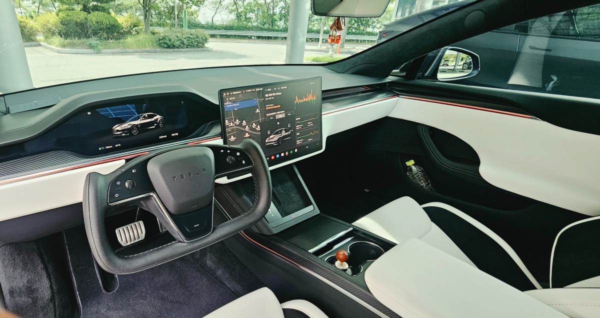 Tesla Model S, 2025 — фото 8 из 12