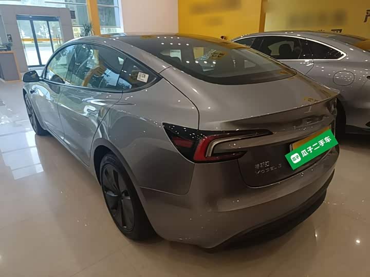 Tesla Model 3, 2025 — фото 5 из 9