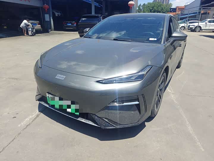 Geely Galaxy E8, 2024 — купить в Саратове под ключ