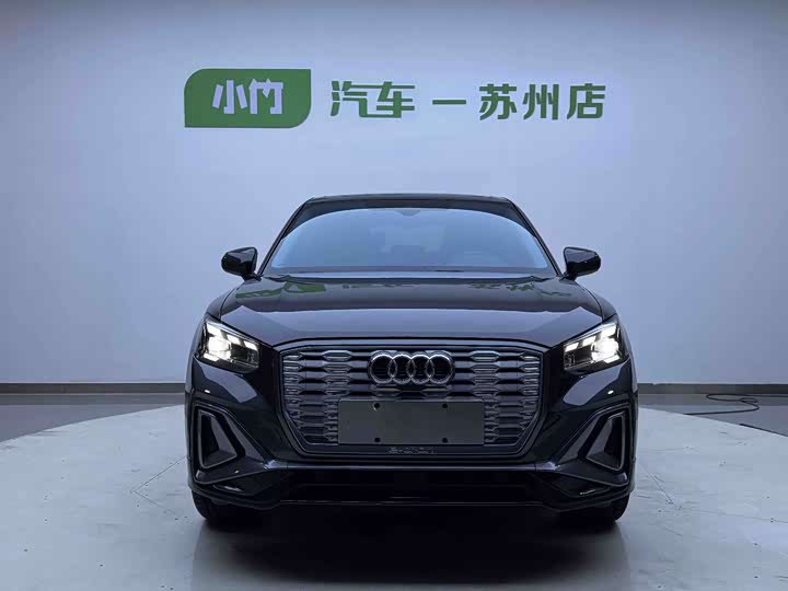 Audi Q2L e-tron, 2022 — фото 2 из 9