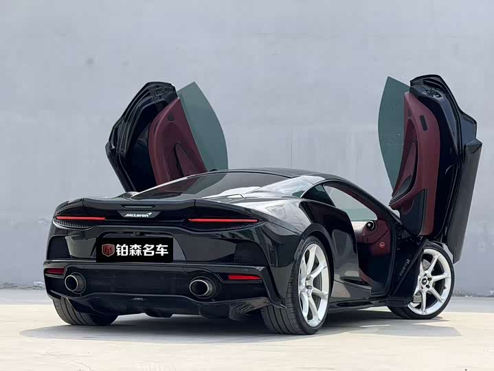 McLaren GT, 2022 — фото 5 из 9