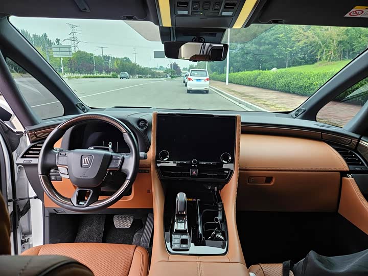 Toyota Vellfire, 2025 — фото 6 из 7