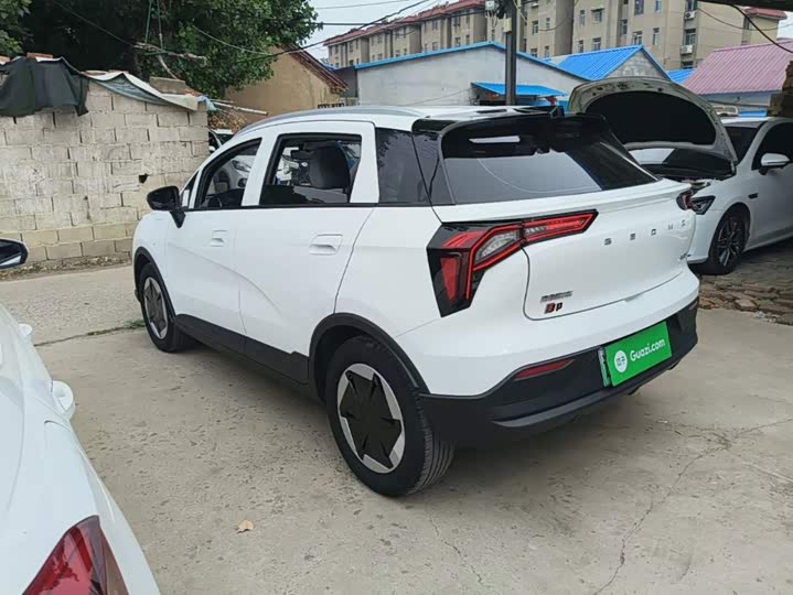 Geely Geometry E Firefly, 2024 — фото 5 из 9