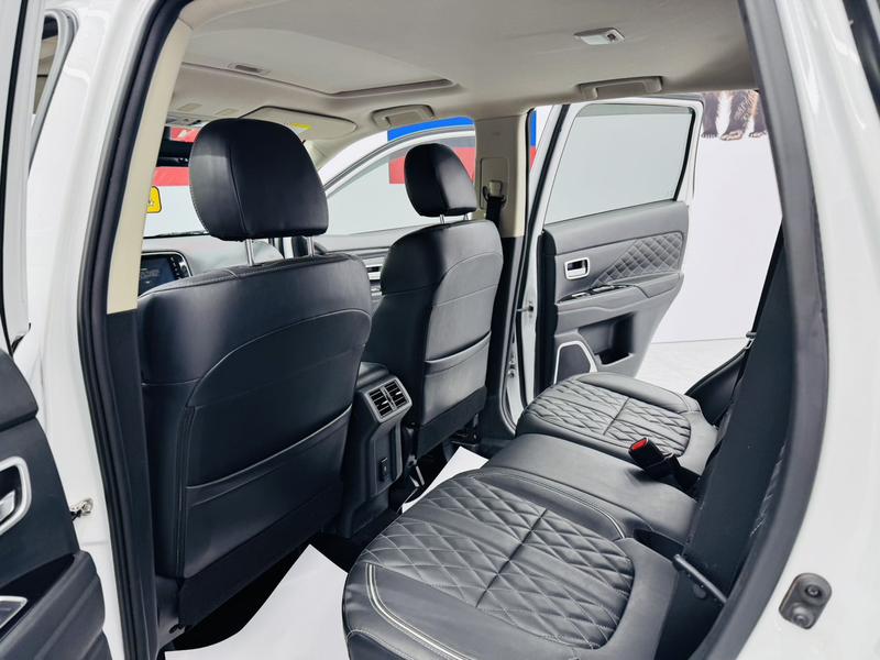 Mitsubishi Outlander, 2021 — фото 11 из 12