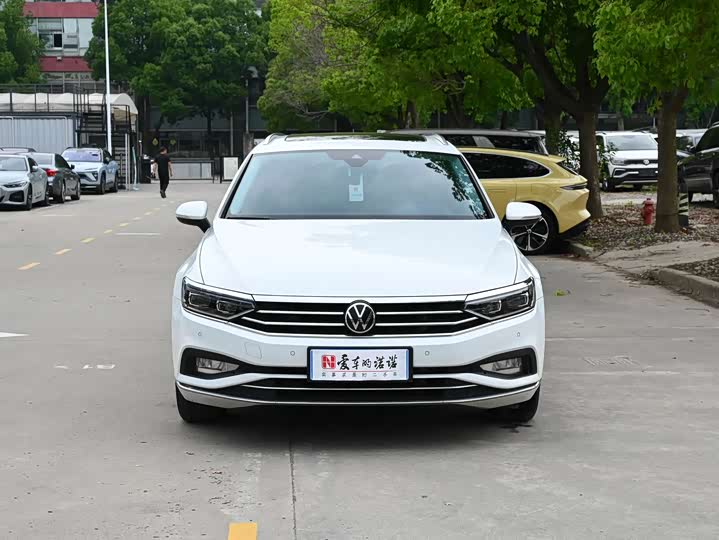 Volkswagen Passat Variant, 2023 — купить в Иванове под ключ