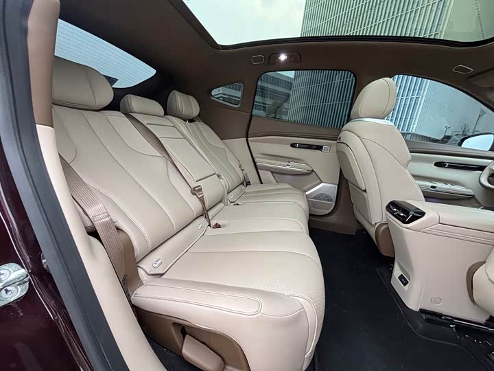 GAC Hyptec HT, 2023 — фото 7 из 9