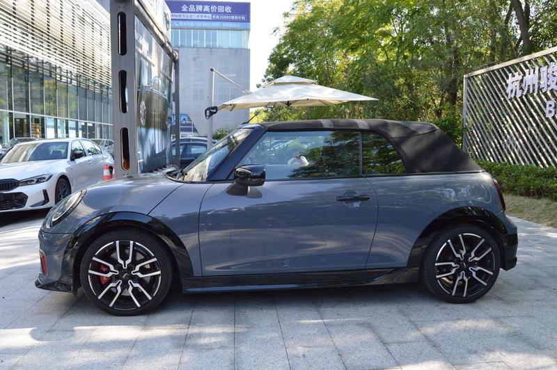 Mini Mini JCW, 2024 — фото 3 из 12