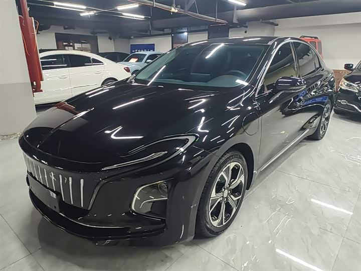 Hongqi E-QM5, 2023 — купить в Рязани под ключ