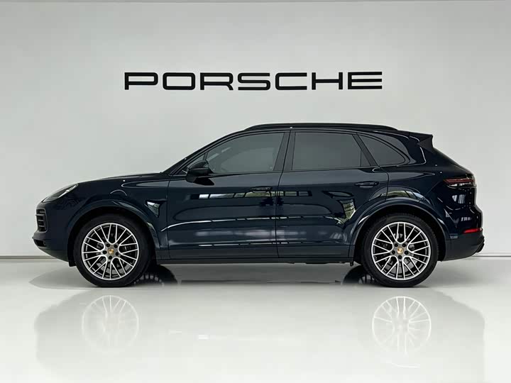 Porsche Cayenne, 2022 — фото 2 из 9