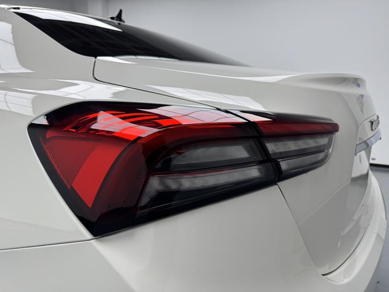 Maserati Ghibli, 2022 — фото 7 из 12