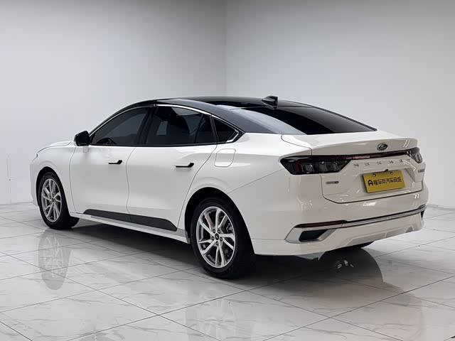Ford Mondeo, 2022 — фото 2 из 9
