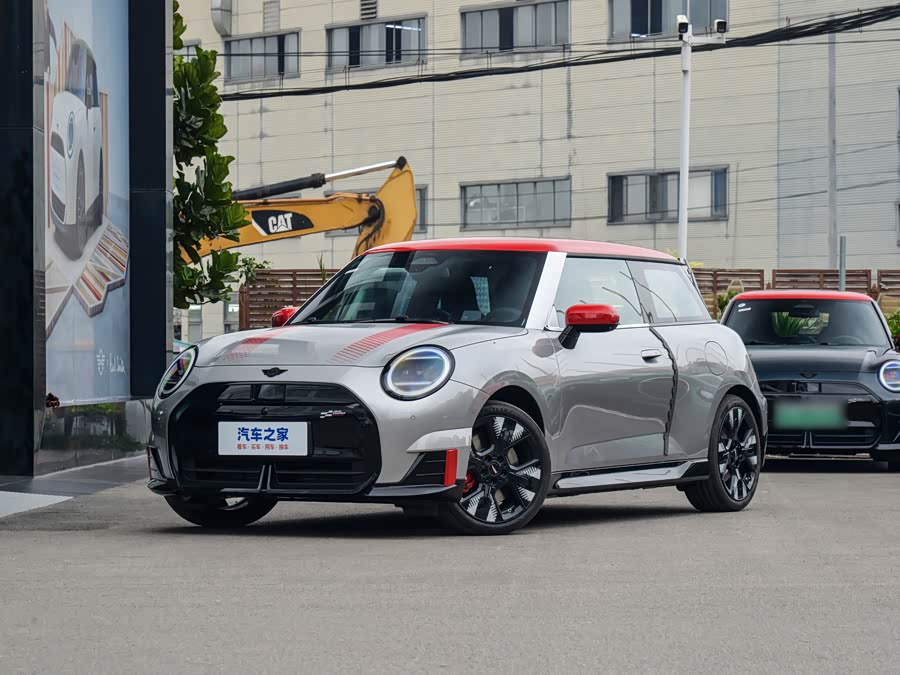 Mini Cooper JCW, 2026 — купить в Владимире под ключ