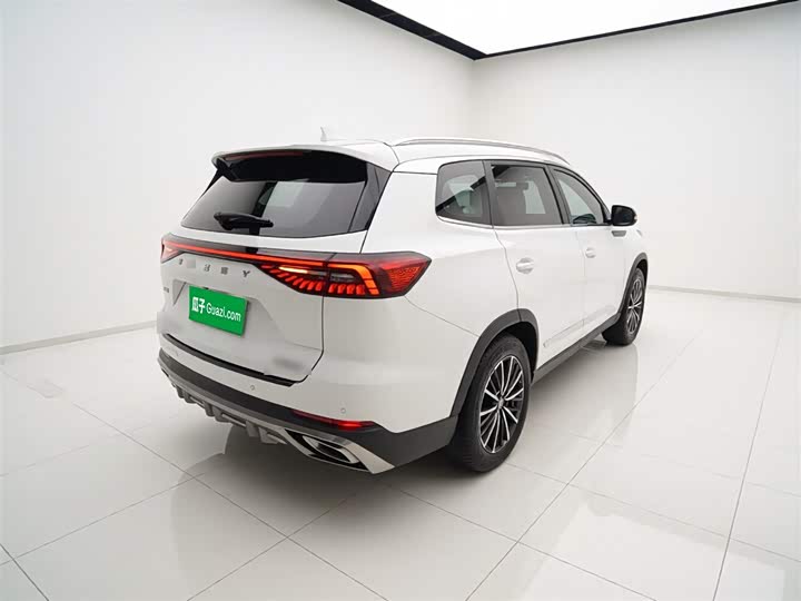 Chery Tiggo 8 Pro, 2023 — фото 7 из 9