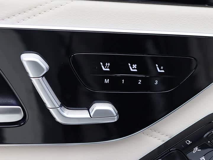 Mercedes-Benz Maybach S-Class, 2023 — фото 5 из 9