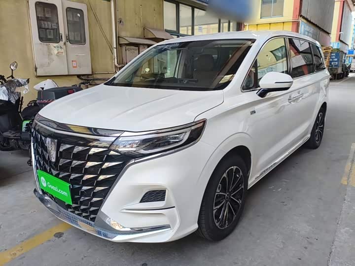 Roewe iMax 8, 2023 — купить в Курске под ключ