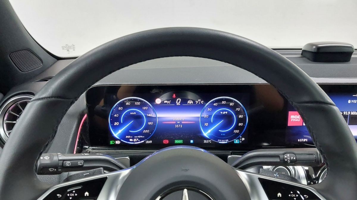 Mercedes-Benz EQB, 2025 — фото 8 из 12