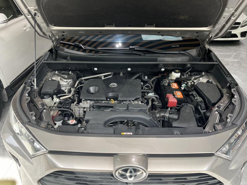 Toyota RAV4, 2022 — фото 7 из 12
