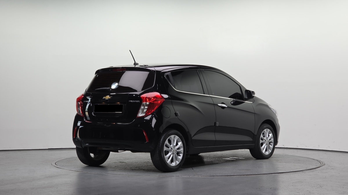 Chevrolet Spark, 2022 — фото 2 из 12
