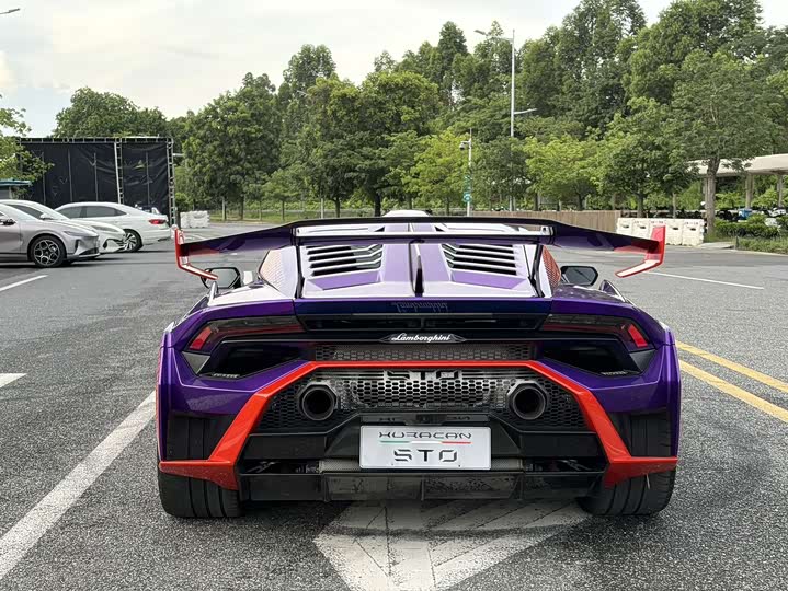 Lamborghini Huracán, 2023 — фото 3 из 9
