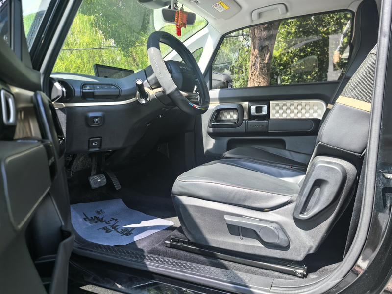 Baojun KiWi EV, 2022 — фото 9 из 10