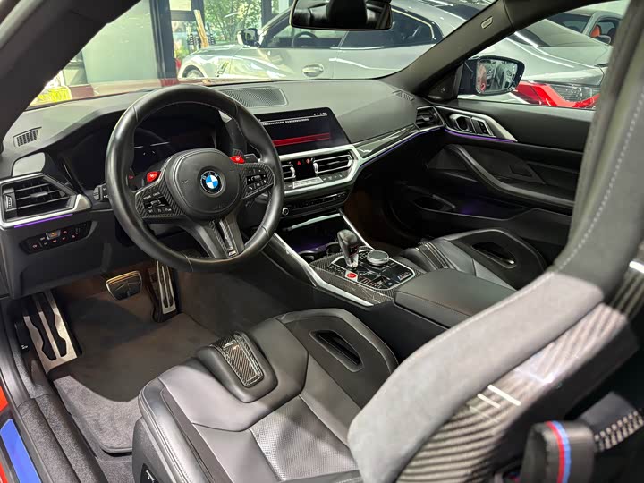 BMW M4, 2022 — фото 6 из 9