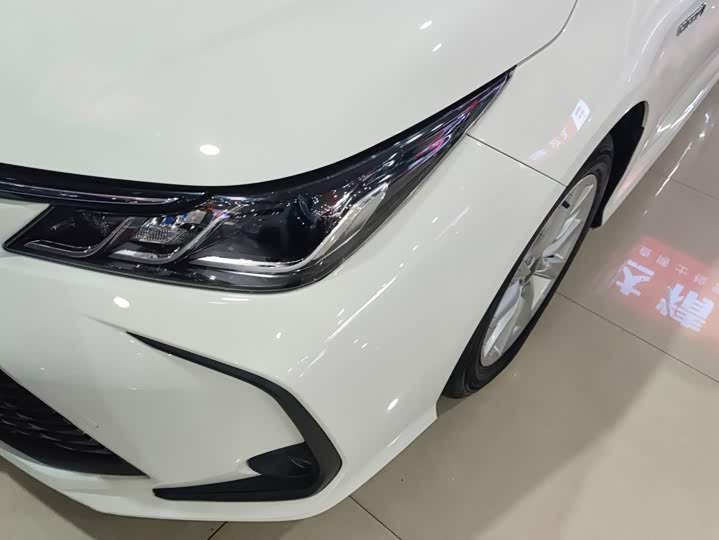 Toyota Corolla, 2023 — фото 5 из 9