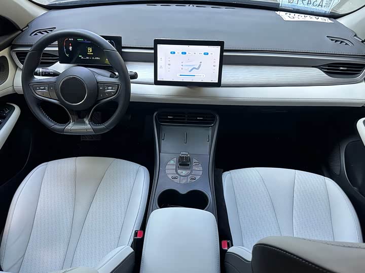 BYD Seal 05 DM-i Hybrid, 2024 — фото 8 из 9