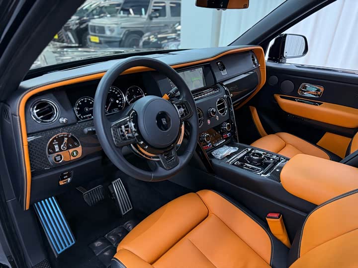 Rolls-Royce Cullinan, 2022 — фото 8 из 9