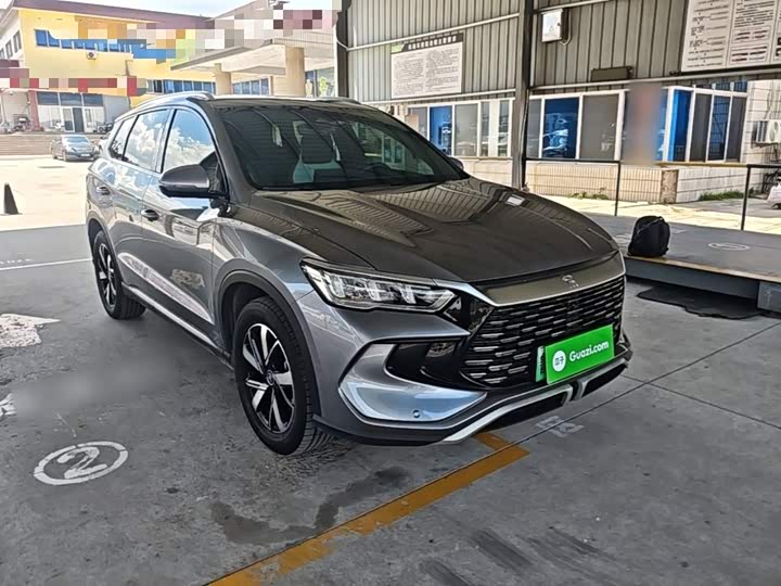 BYD Song Pro Hybrid, 2024 — фото 4 из 9
