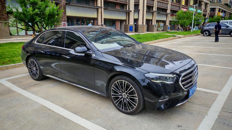 Mercedes-Benz E-Class, 2025 — фото 3 из 9