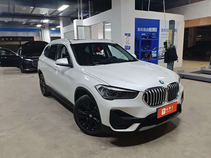 BMW X1, 2021 — фото 2 из 9