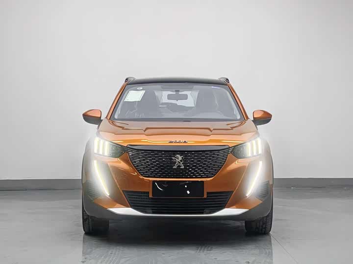 Peugeot 2008, 2021 — фото 2 из 9