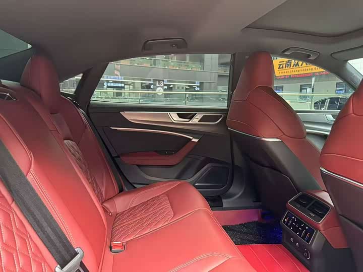 Audi A7L, 2024 — фото 7 из 9