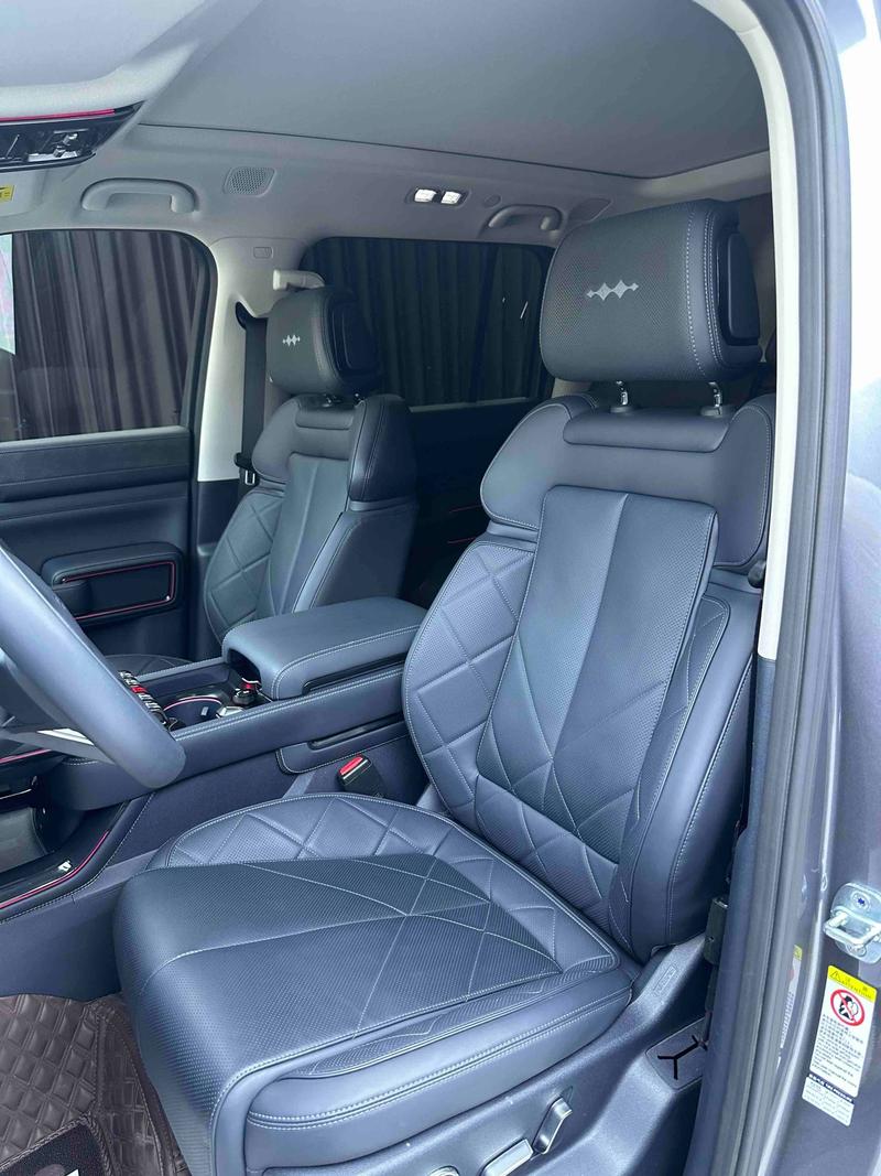 BYD FangChengBao Leopard 5, 2023 — фото 6 из 8