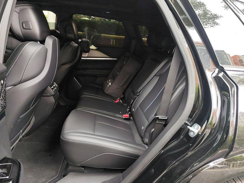 Cadillac XT5, 2025 — фото 9 из 12
