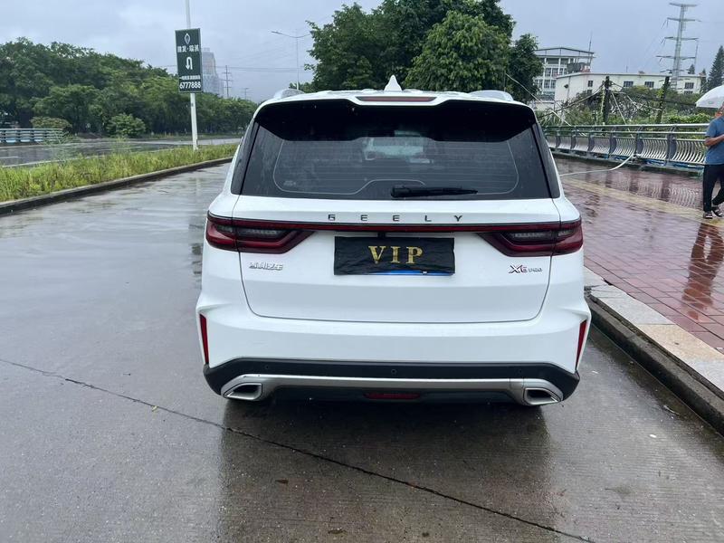Geely Vision X6, 2021 — фото 5 из 11
