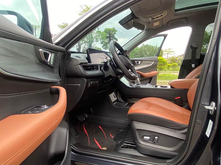 Chery Tiggo 8 Plus, 2022 — фото 8 из 9