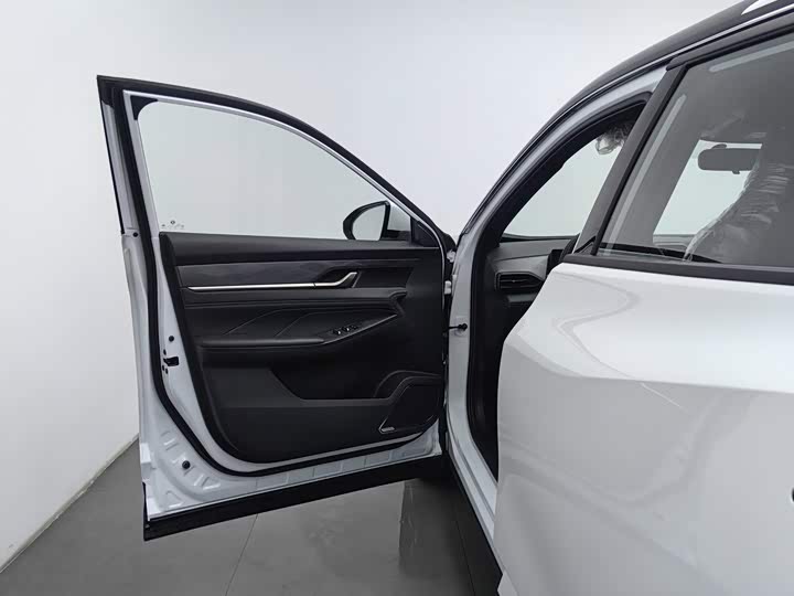 Dongfeng Aeolus L7, 2026 — фото 8 из 9