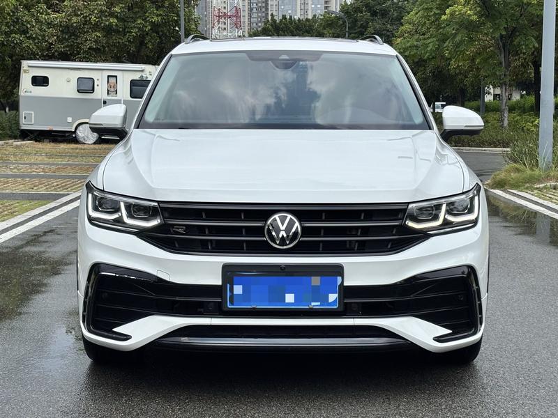 Volkswagen Tiguan L Pro, 2022 — фото 2 из 11