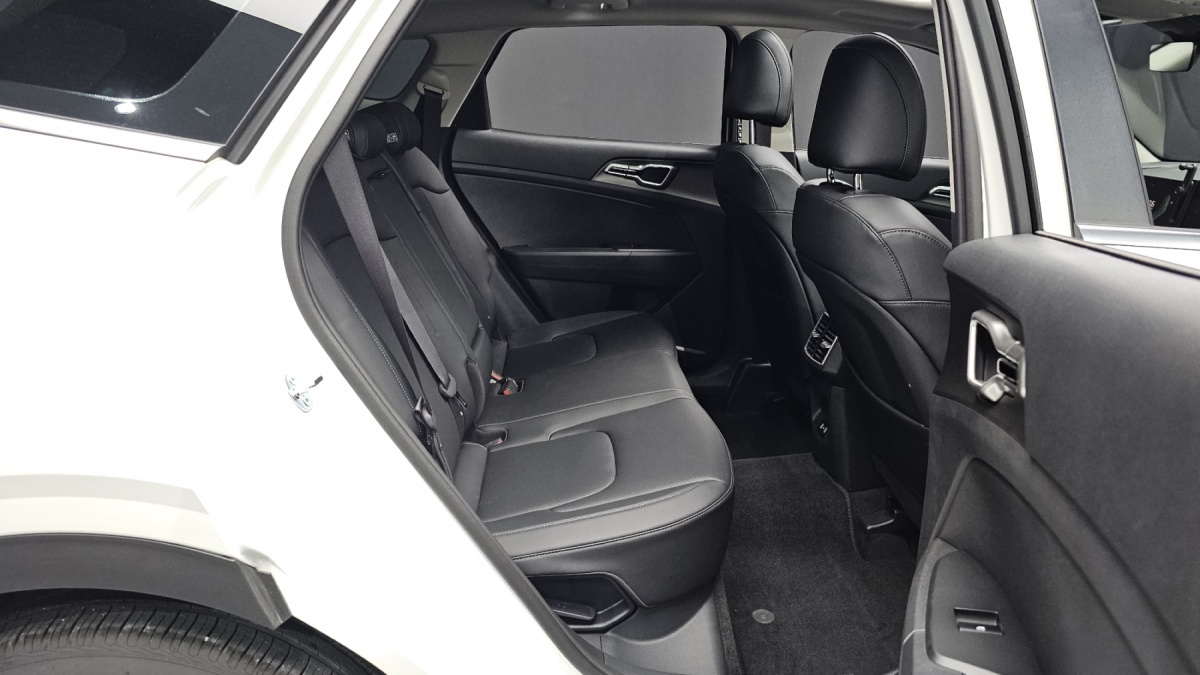 Kia Sportage, 2025 — фото 10 из 12
