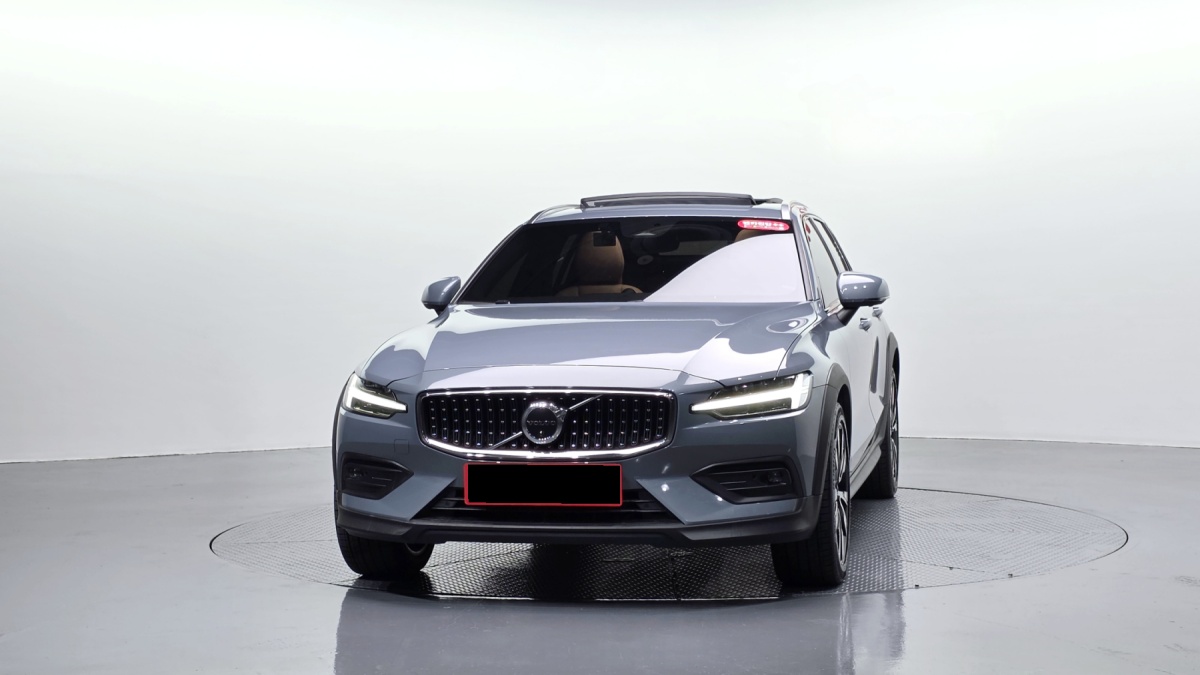 Volvo V60, 2022 — фото 3 из 12