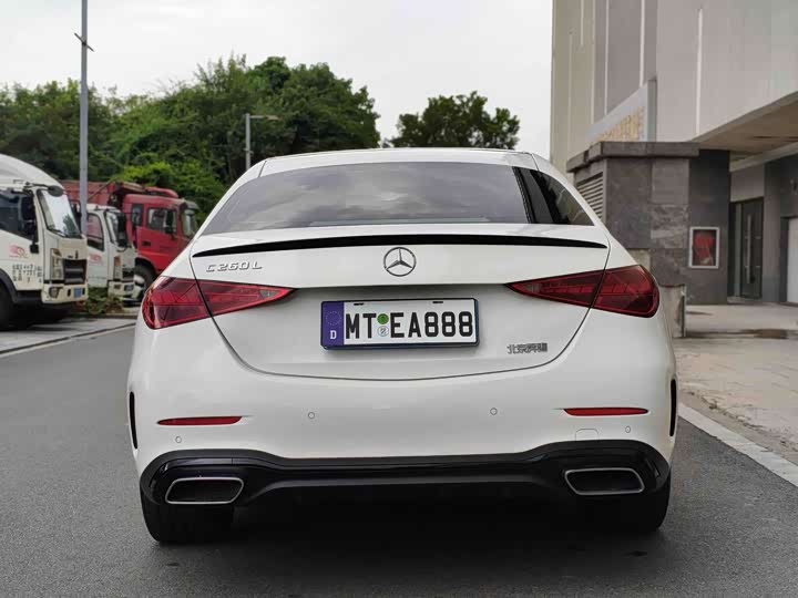 Mercedes-Benz C-Class, 2023 — фото 6 из 9